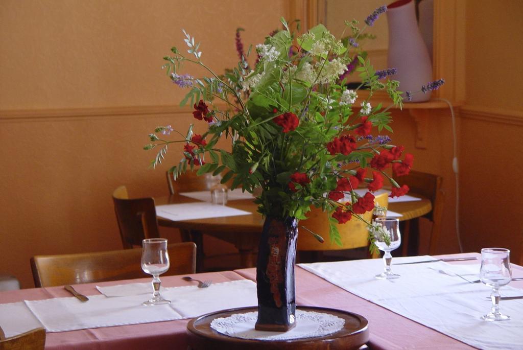 Les Epis D'Or Bed & Breakfast L'Isle-sur-Serein Exterior photo