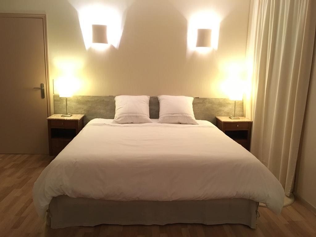 Les Epis D'Or Bed & Breakfast L'Isle-sur-Serein Exterior photo