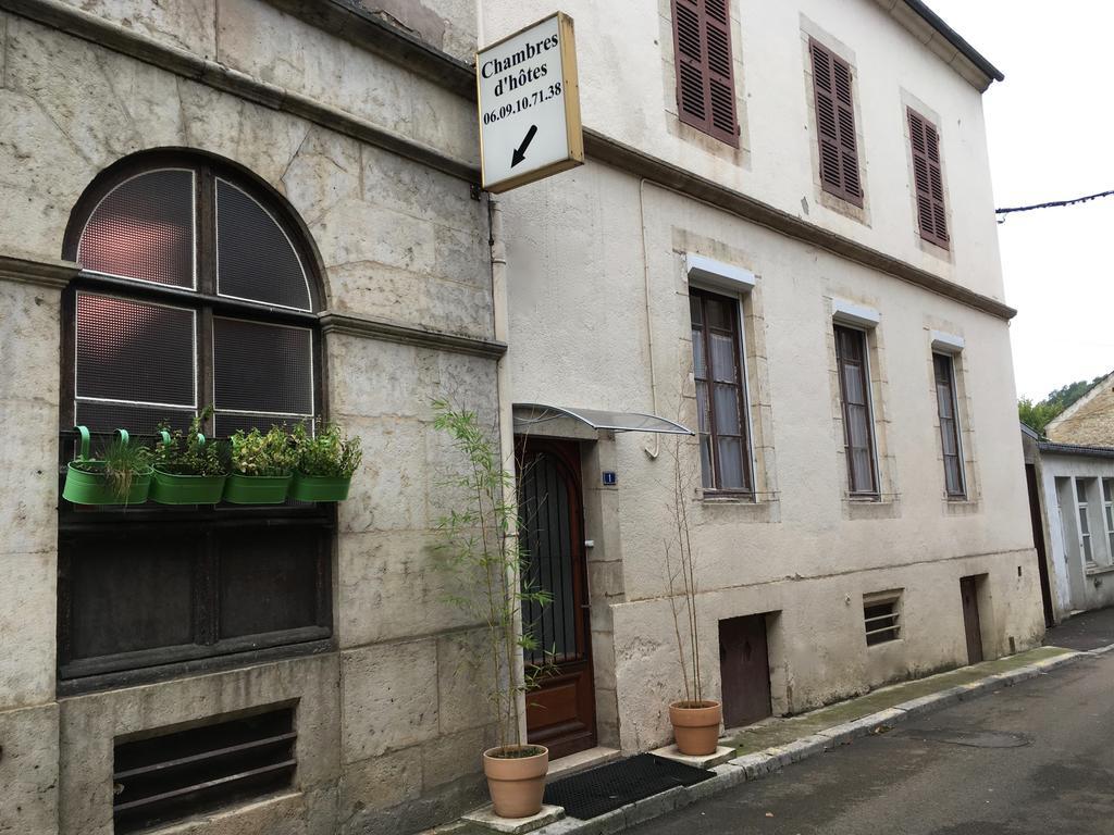 Les Epis D'Or Bed & Breakfast L'Isle-sur-Serein Exterior photo